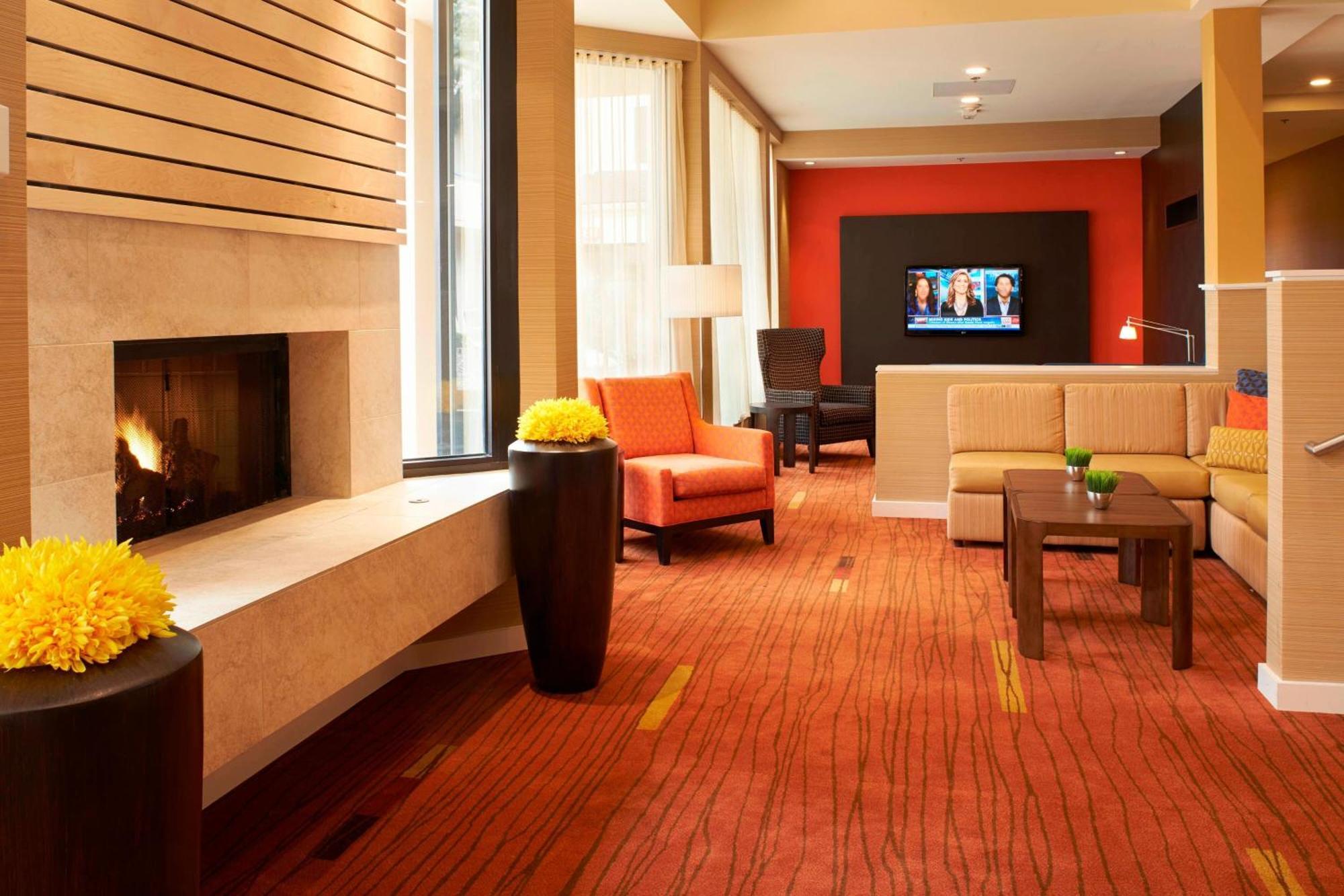 Hotel Courtyard Toledo Airport Holland Exterior foto